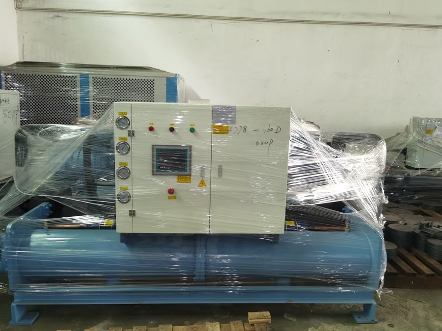水冷螺桿式冷水機(jī)過熱的原因是什么？解決方法！